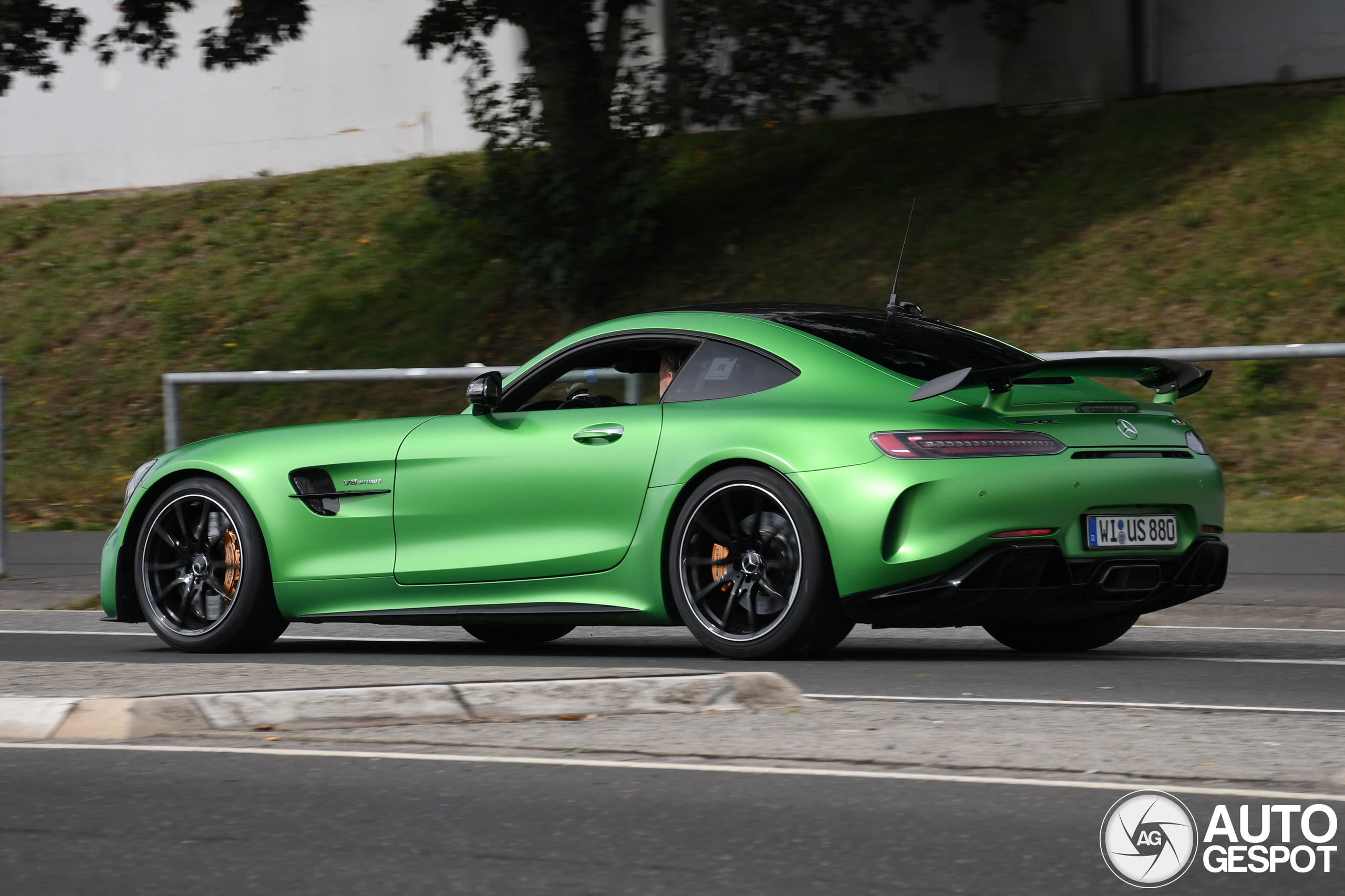 Mercedes-AMG GT R C190 2019