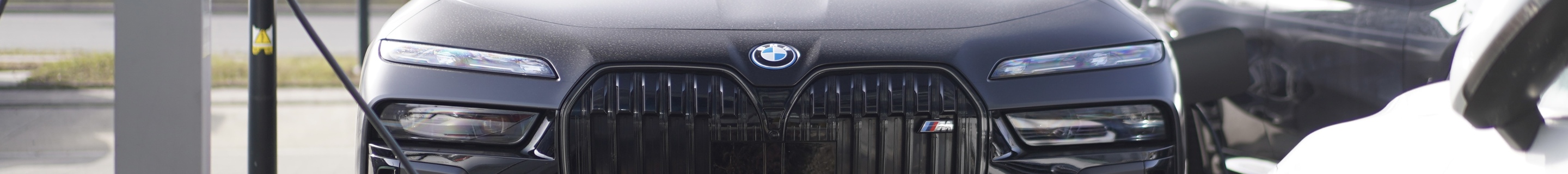 BMW M760e xDrive