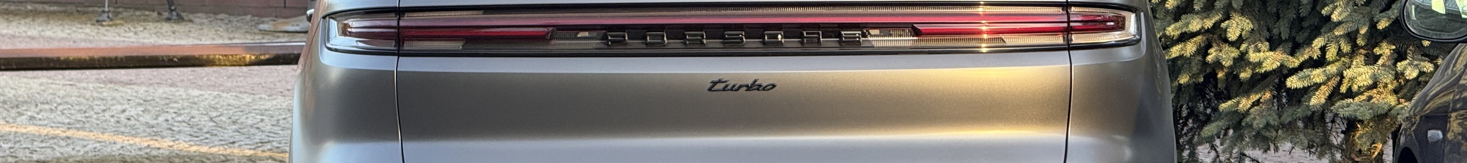 Porsche 9YA Cayenne Turbo E-Hybrid
