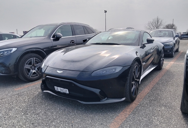 Aston Martin V8 Vantage 2018