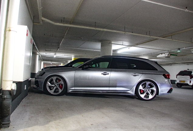 Audi RS4 Avant B9