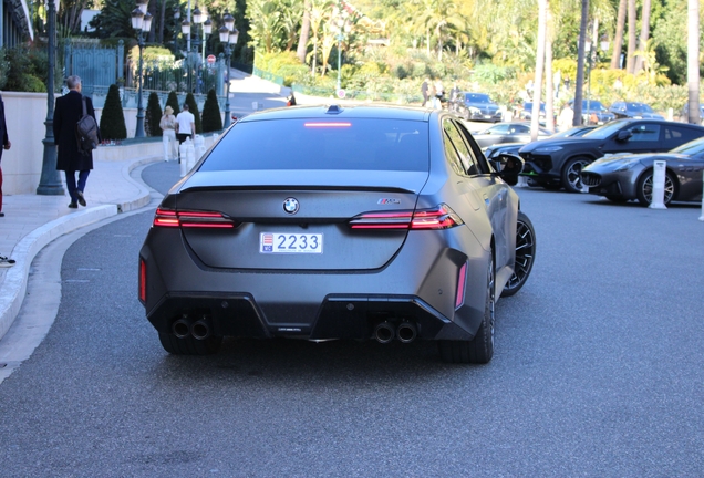 BMW M5 G90