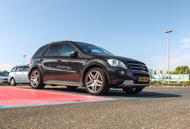Mercedes-Benz ML 63 AMG W164 2009