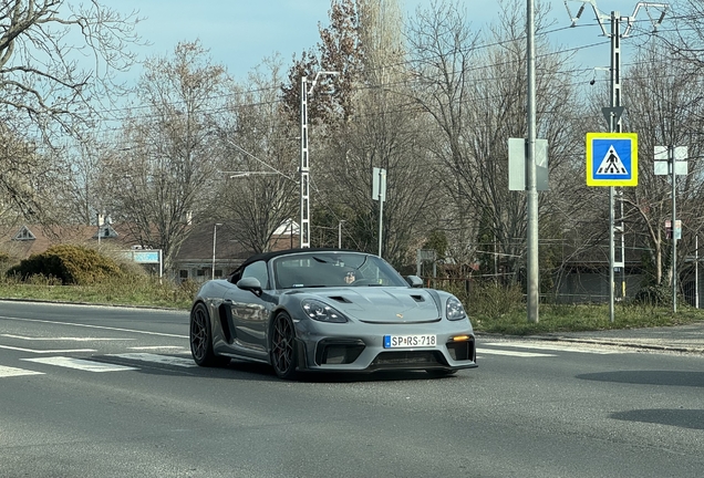 Porsche 718 Spyder RS