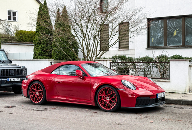 Porsche 992 Carrera 4 GTS Cabriolet MkII