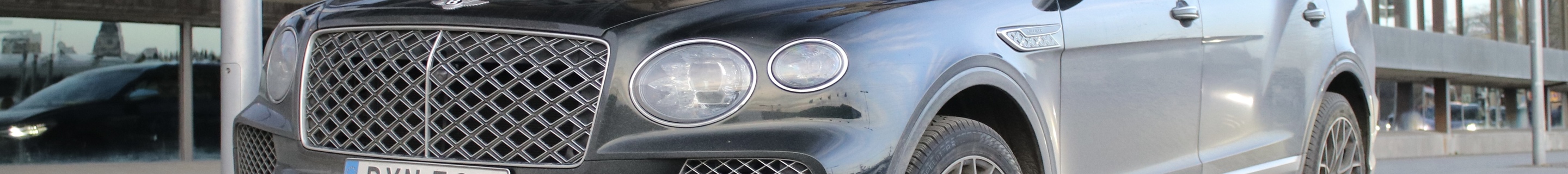 Bentley Bentayga EWB Mulliner