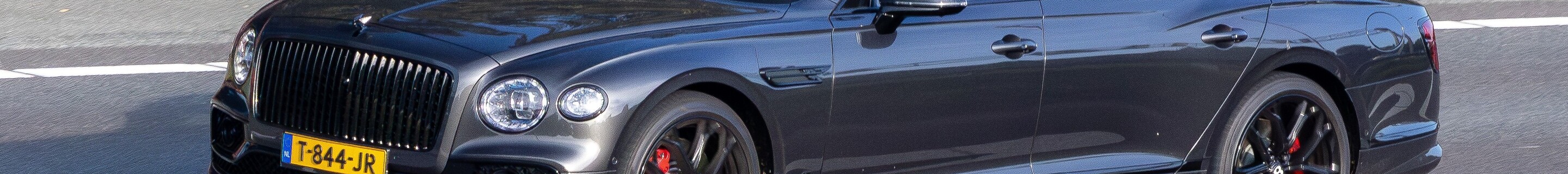 Bentley Flying Spur Hybrid S