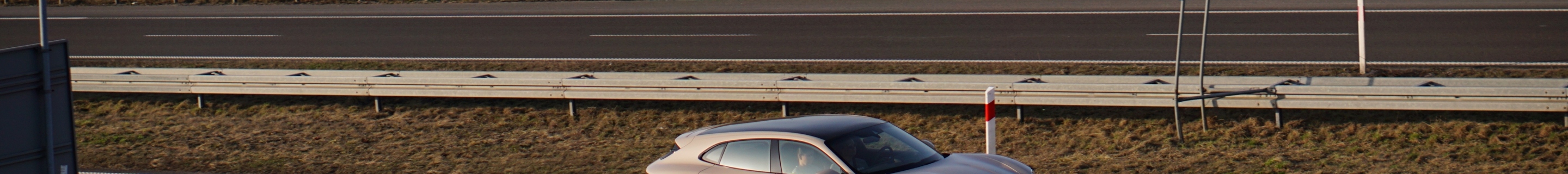 Porsche Taycan GTS Sport Turismo MkI