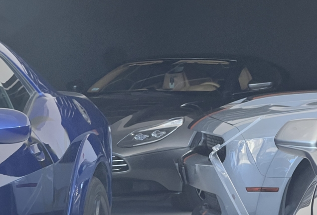 Aston Martin DB 11