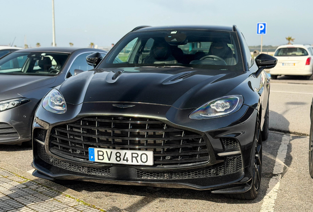 Aston Martin DBX707