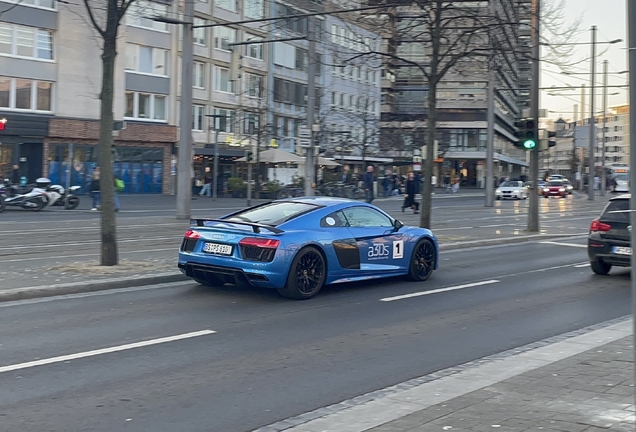 Audi R8 V10 Plus 2015