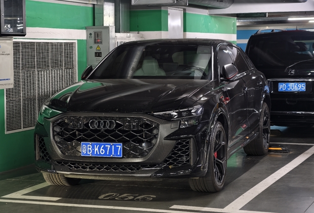 Audi RS Q8 2024