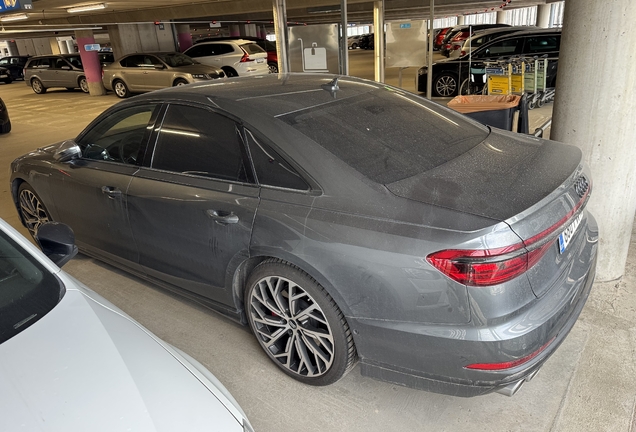 Audi S8 D5