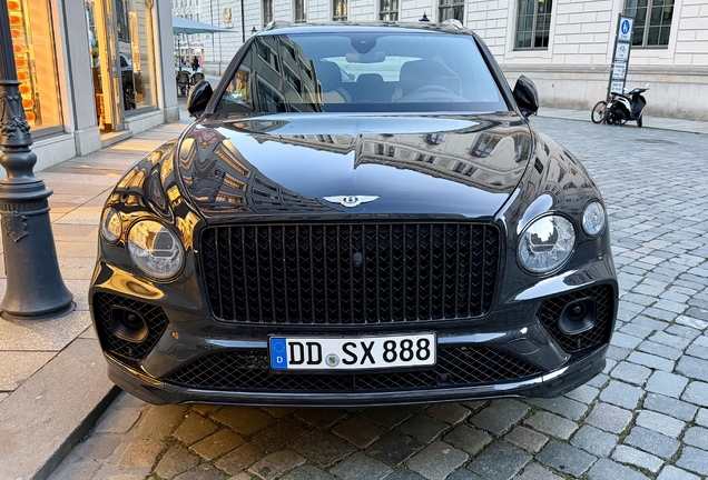 Bentley Bentayga Azure