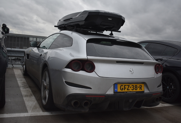 Ferrari GTC4Lusso