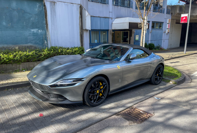 Ferrari Roma Spider