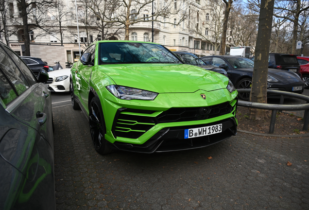 Lamborghini Urus