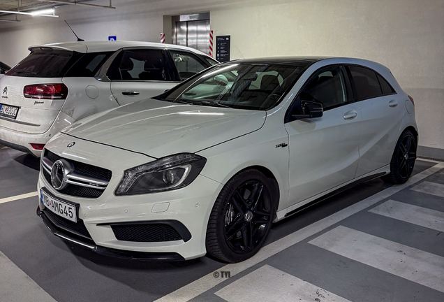 Mercedes-Benz A 45 AMG