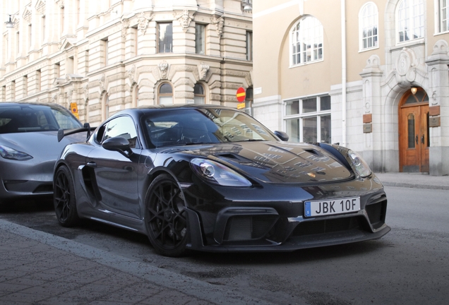 Porsche 718 Cayman GT4 RS Weissach Package