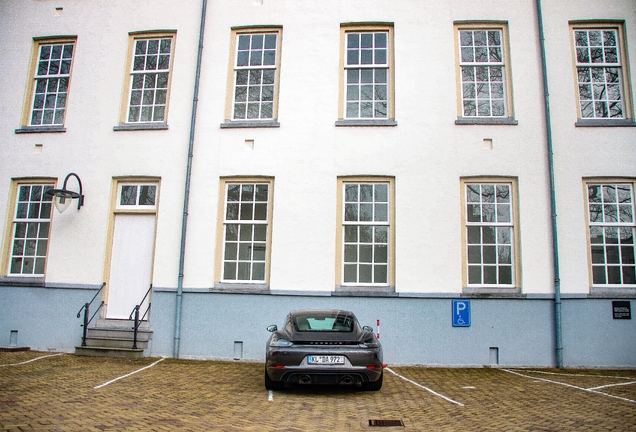 Porsche 718 Cayman GTS 4.0