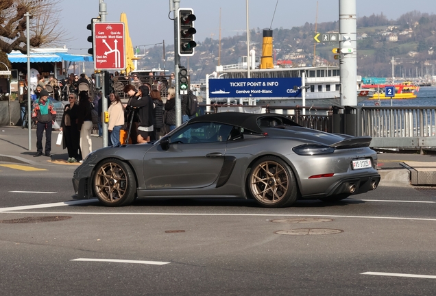 Porsche 718 Spyder RS Weissach Package