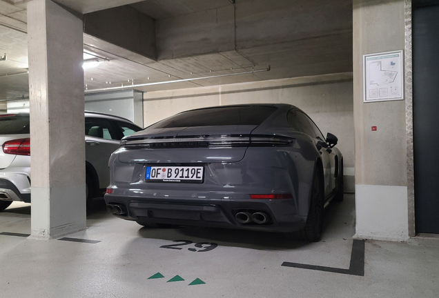 Porsche 972 Panamera Turbo E-Hybrid