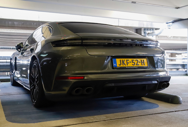 Porsche 972 Panamera Turbo E-Hybrid