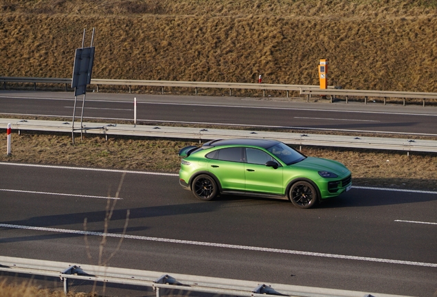 Porsche Cayenne Coupé Turbo E-Hybrid