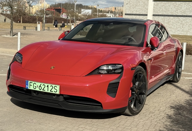 Porsche Taycan GTS Sport Turismo