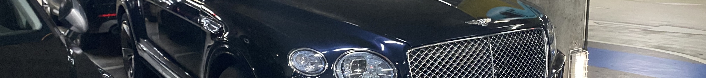 Bentley Bentayga Hybrid 2021 First Edition