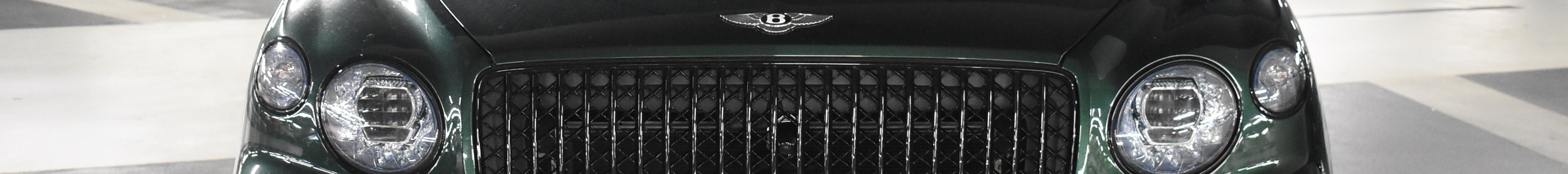 Bentley Bentayga Hybrid Azure 2024