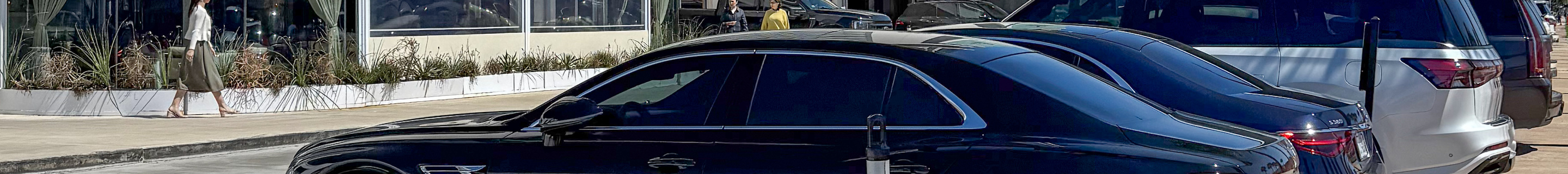 Bentley Flying Spur V8 2021