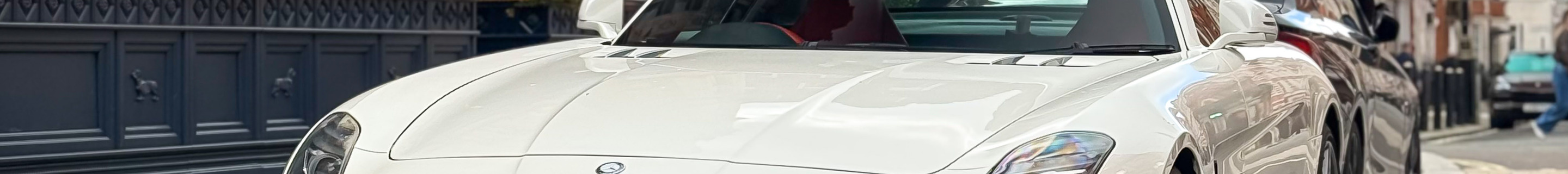 Mercedes-Benz SLS AMG