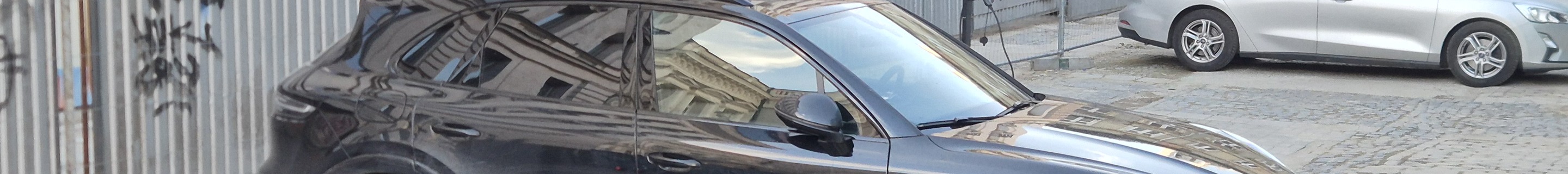 Porsche 9YA Cayenne GTS MkI