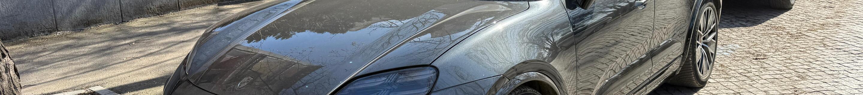 Porsche Macan EV Turbo