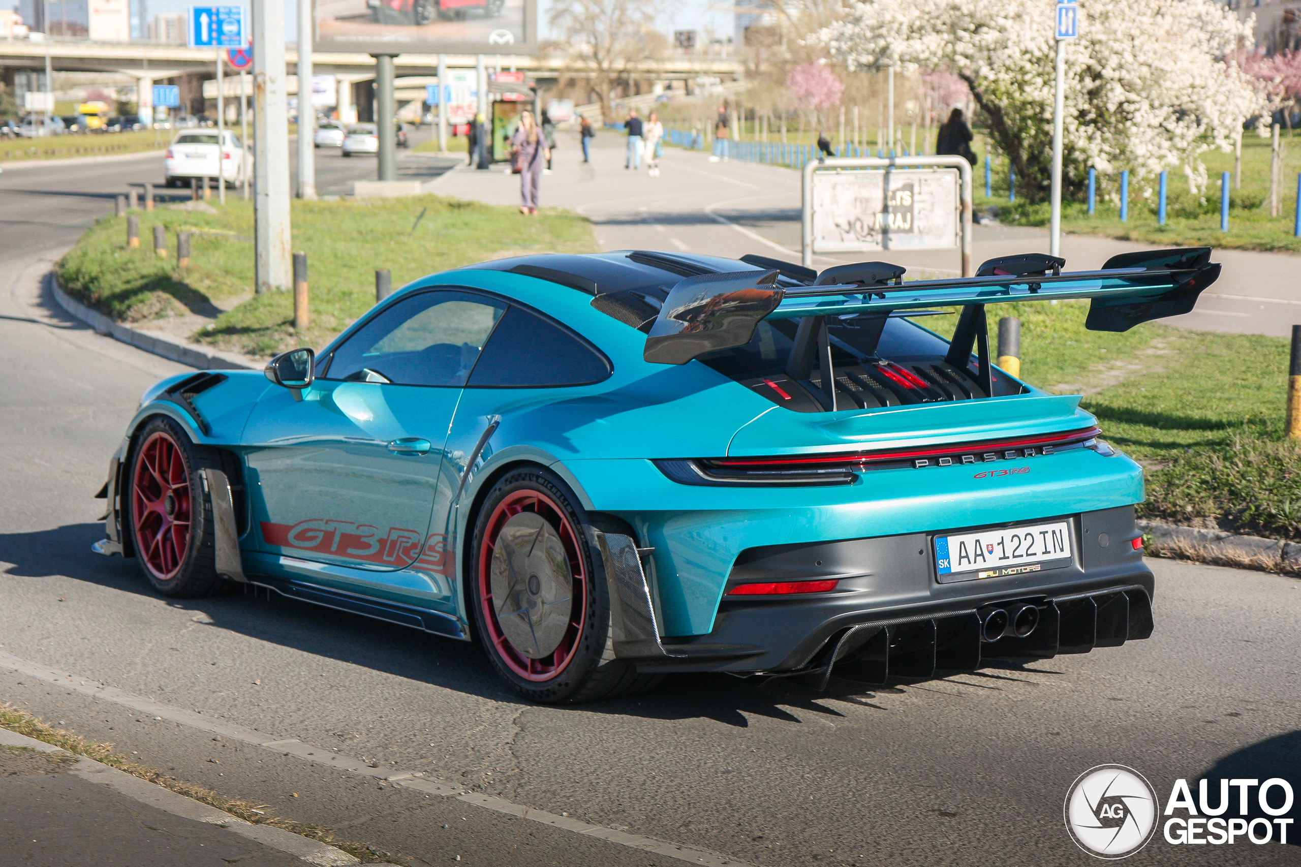 Nog niet helemaal afgerond: Porsche 992 GT3 RS MkI Weissach Package TikT Performance