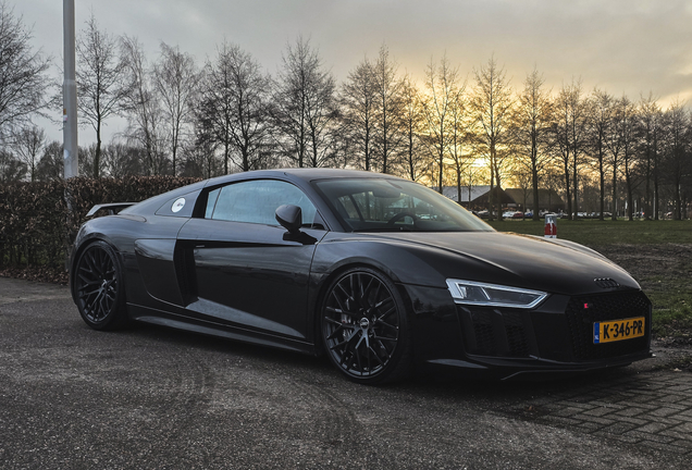 Audi R8 V10 Plus 2015