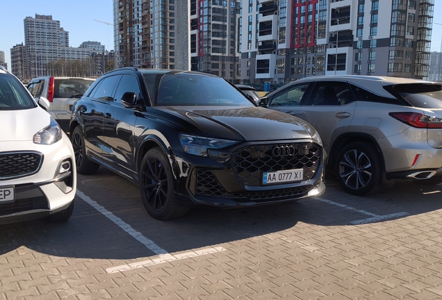 Audi RS Q8 2024