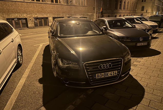 Audi S8 D4