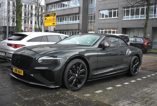 Bentley Continental GTC 2025