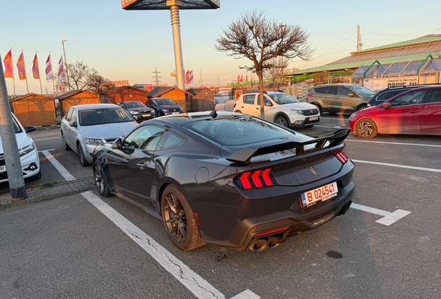 Ford Mustang Dark Horse 2024