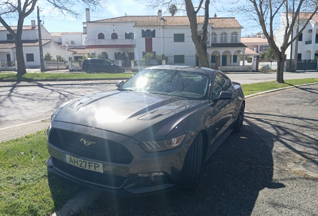 Ford Mustang GT 2015