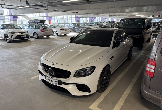 Mercedes-AMG E 63 S W213