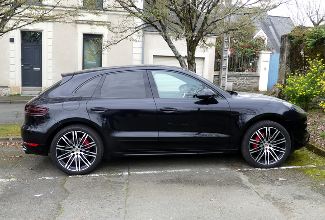 Porsche 95B Macan Turbo MkI
