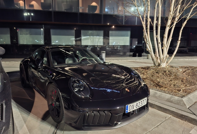 Porsche 992 Carrera 4 GTS MkII