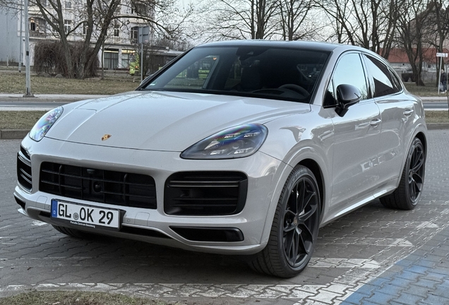 Porsche Cayenne Coupé Turbo E-Hybrid