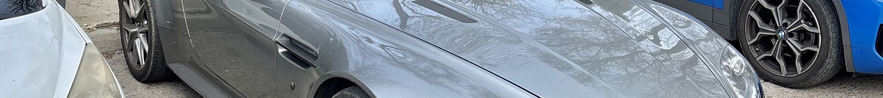 Aston Martin V8 Vantage S