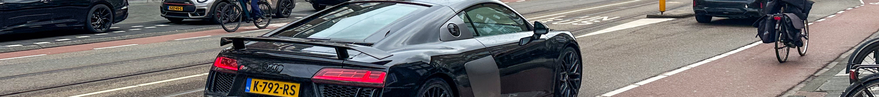 Audi R8 V10 Plus 2015