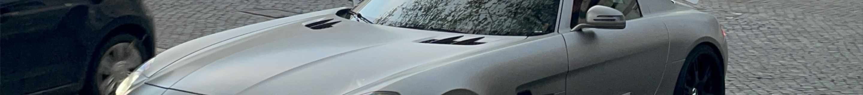 Mercedes-Benz SLS AMG