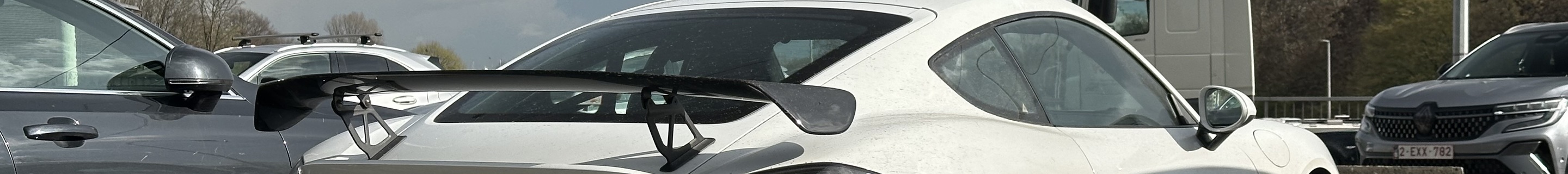 Porsche 718 Cayman GT4